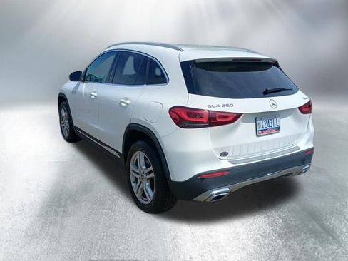 Used 2023 Mercedes-Benz GLA 250 4MATIC image 3