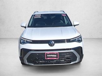 Used 2026 Volkswagen Taos SE FWD video 2