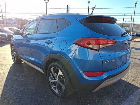 Used 2017 Hyundai Tucson Sport image 4