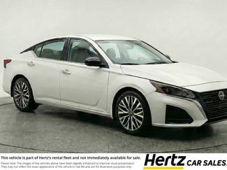 Used 2025 Nissan Altima 2.5 SV video 1