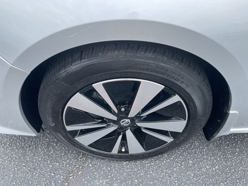 Used 2021 Nissan Altima 2.5 SL FWD image 6