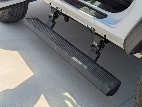 Used 2022 Jeep Wrangler Sport AWD/4WD image 11