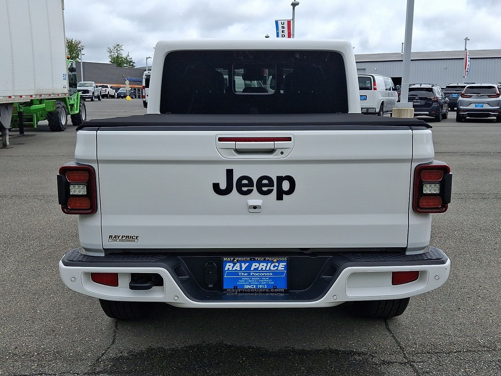 Used 2022 Jeep Gladiator Overland AWD/4WD image 5