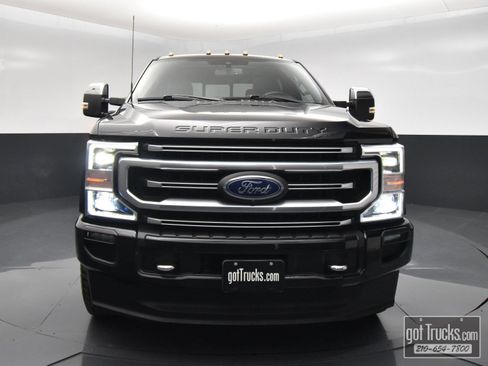 Used 2022 Ford F350 Platinum w/ FX4 Off-Road Package AWD/4WD image 52