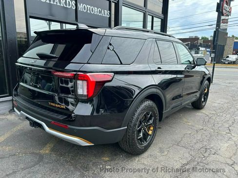 Used 2026 Ford Explorer Tremor w/ Tremor Ultimate Package AWD/4WD image 2
