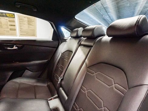 Used 2024 Kia Forte GT-Line image 19