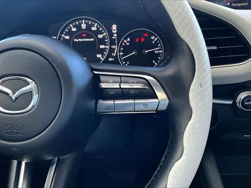 Used 2021 MAZDA MAZDA3 s image 24
