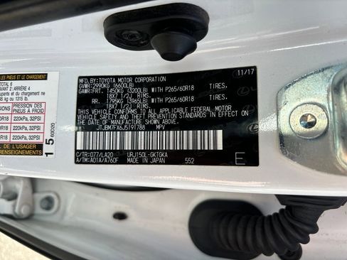 Used 2018 Lexus GX 460 image 30