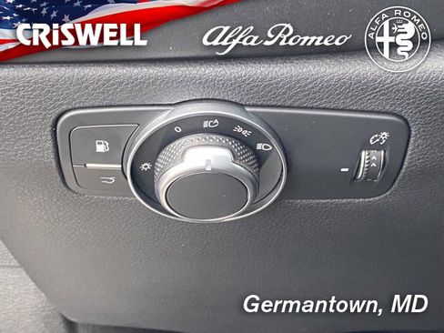 New 2024 Alfa Romeo Tonale Veloce image 34