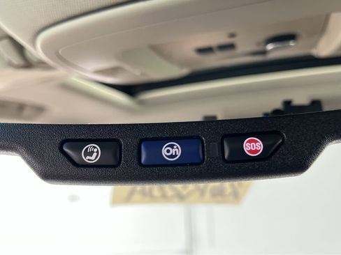 Used 2015 Chevrolet Tahoe LTZ AWD/4WD image 31