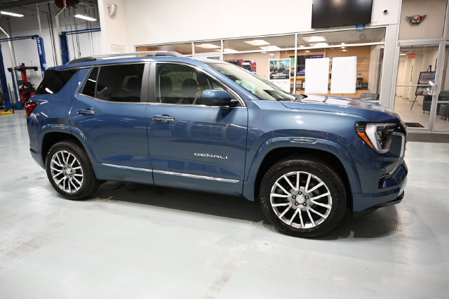 New 2027 GMC Terrain Denali AWD/4WD image 4