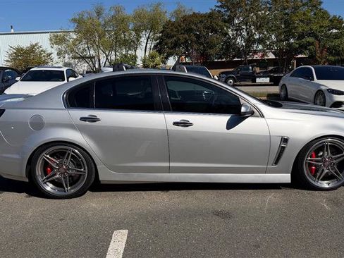 Used 2016 Chevrolet SS image 7