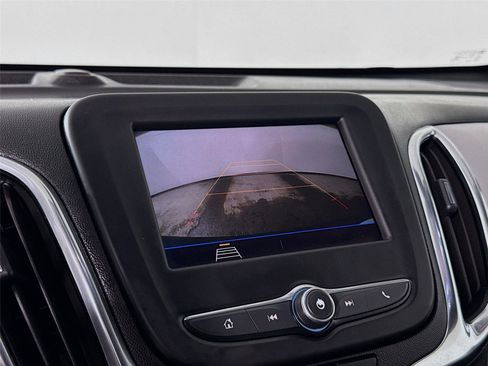 Used 2020 Chevrolet Equinox LS w/ LS Convenience Package image 14