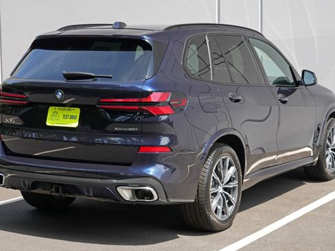 Used 2024 BMW X5 xDrive40i w/ M Sport Package AWD/4WD image 56