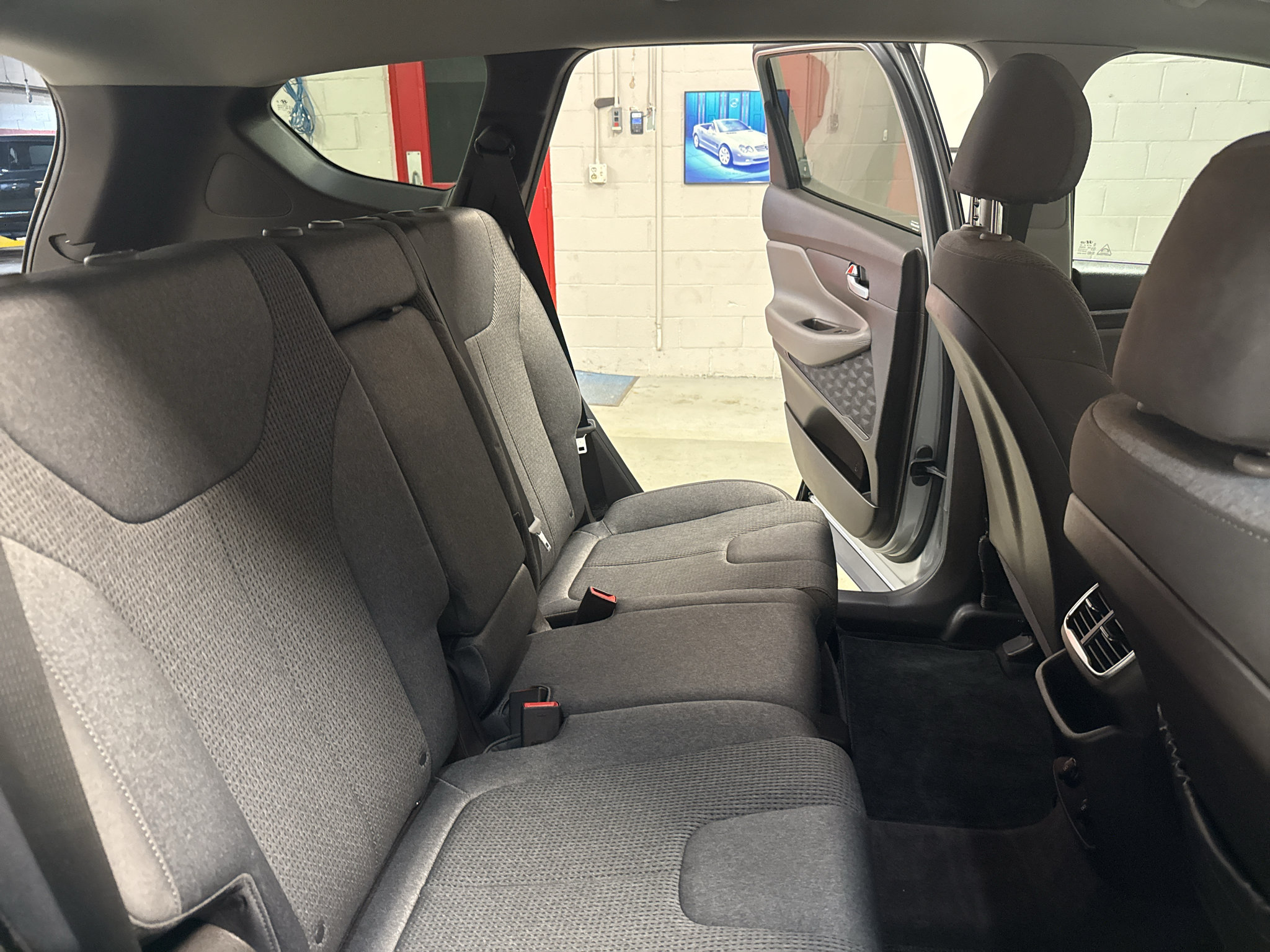 Used 2020 Hyundai Santa Fe SEL AWD/4WD image 19