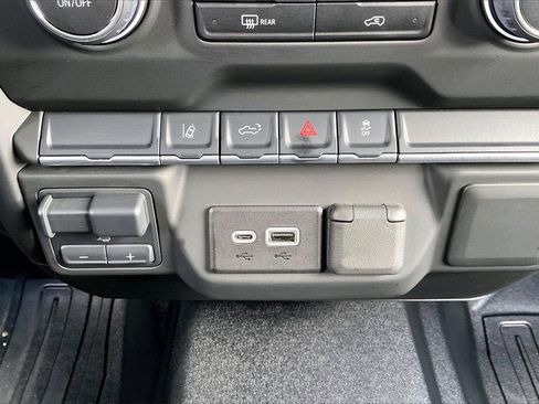 Used 2025 Chevrolet Silverado 3500 W/T w/ WT Convenience Package image 31