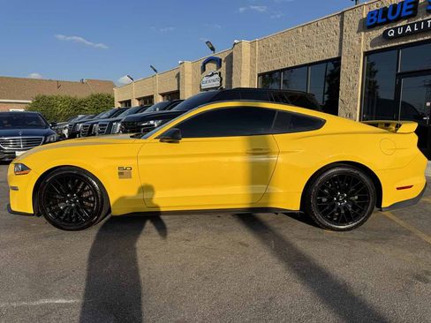 Used 2018 Ford Mustang GT Premium w/ GT Performance Package RWD image 8