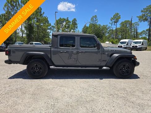 Used 2021 Jeep Gladiator Sport w/ Trailer Tow Package AWD/4WD image 3