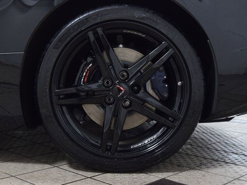 New 2026 Chevrolet Corvette Stingray Premium Cpe w/ Z51 Performance Package RWD image 23