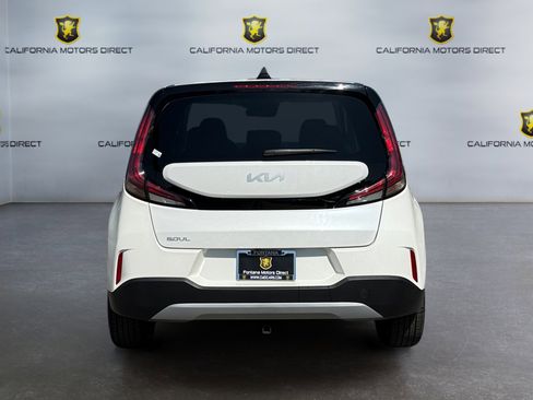 Used 2023 Kia Soul LX w/ Option Group 015 image 4