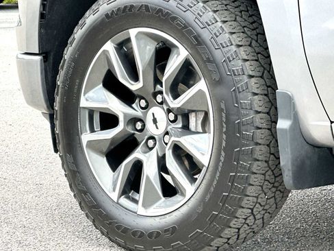 Used 2023 Chevrolet Silverado 1500 RST w/ RST All Star Premium Package AWD/4WD image 11