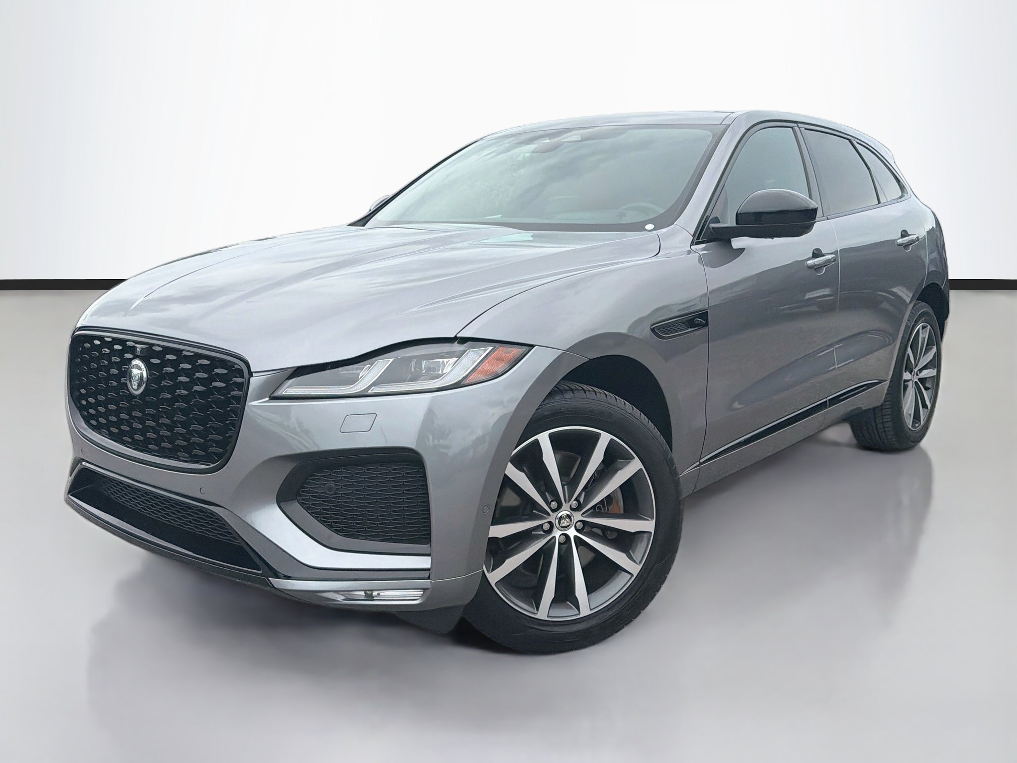 Used 2026 Jaguar F-PACE R-Dynamic S AWD/4WD image 1