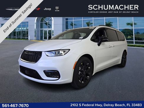 New 2026 Chrysler Pacifica Select w/ S Appearance Package FWD image 4