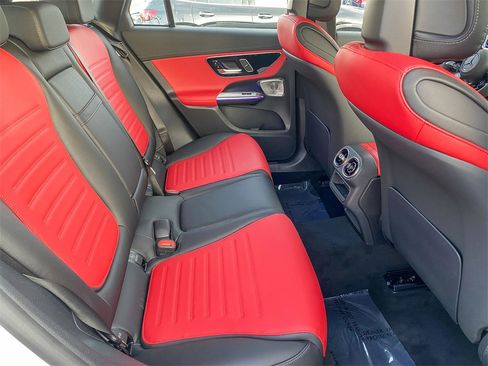 Used 2024 Mercedes-Benz GLC 43 AMG 4MATIC image 19