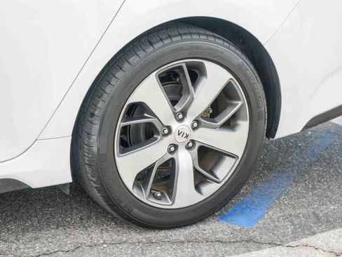 Used 2020 Kia Optima S FWD image 10