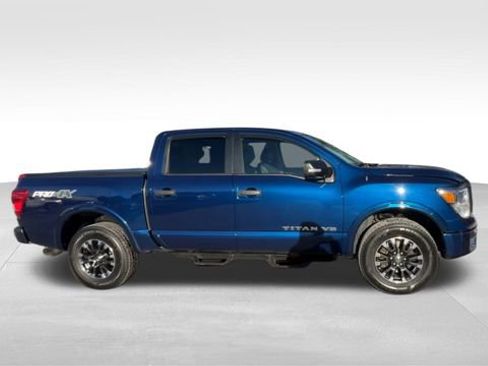 Used 2019 Nissan Titan PRO-4X AWD/4WD image 39