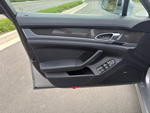 Used 2016 Porsche Panamera GTS AWD/4WD image 14