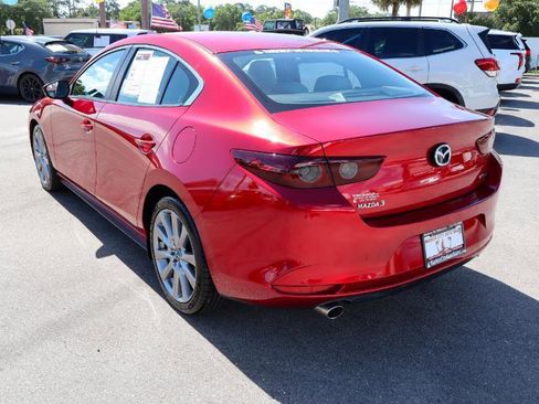 Used 2021 MAZDA MAZDA3 s FWD image 3