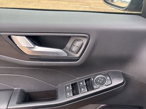 Used 2025 Ford Escape ST-Line w/ Tech Pack #1 image 10