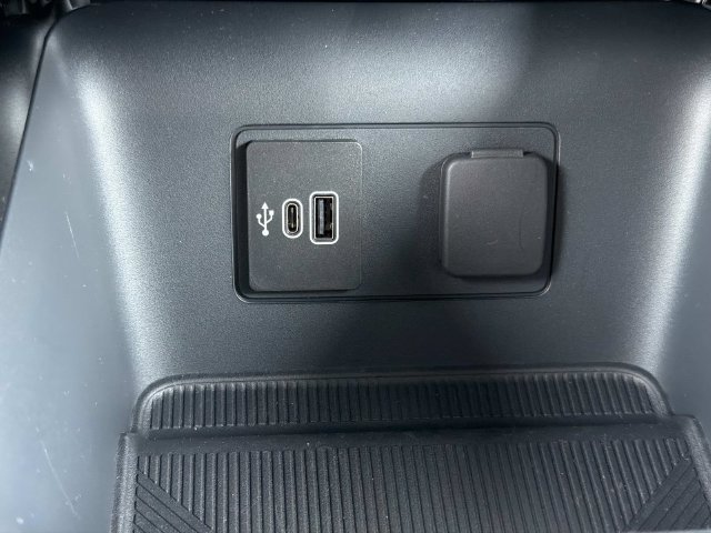 New 2026 Ford Explorer Platinum RWD image 33