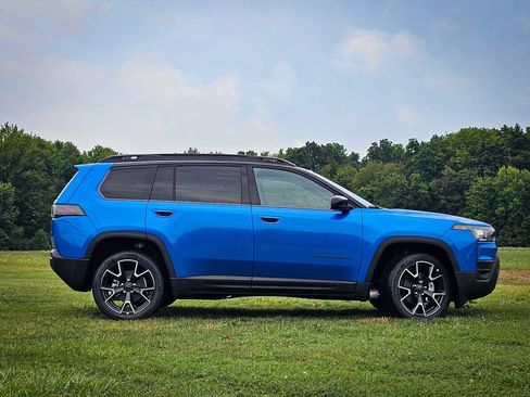 New 2026 Jeep Cherokee Overland AWD/4WD image 2