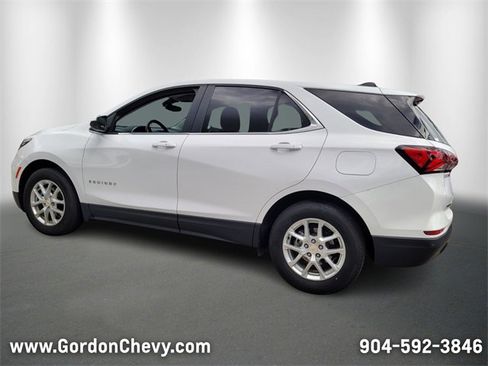 Used 2024 Chevrolet Equinox LT image 3