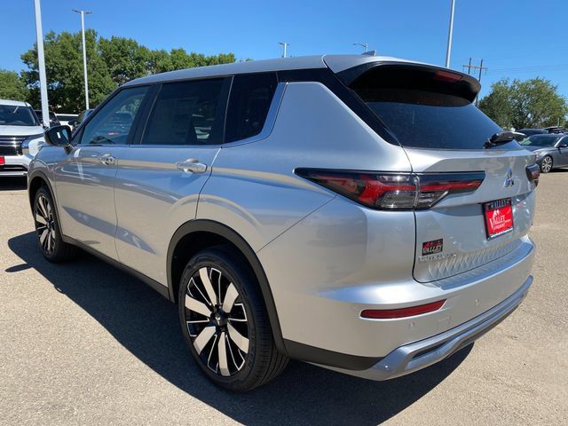 New 2026 Mitsubishi Outlander SE AWD/4WD image 3