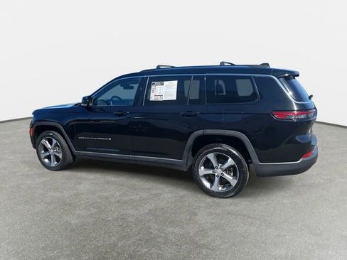 Used 2023 Jeep Grand Cherokee L Limited w/ Luxury Tech Group II image 8