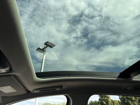 New 2026 Kia Sportage EX w/ EX Panorama Roof Package image 19