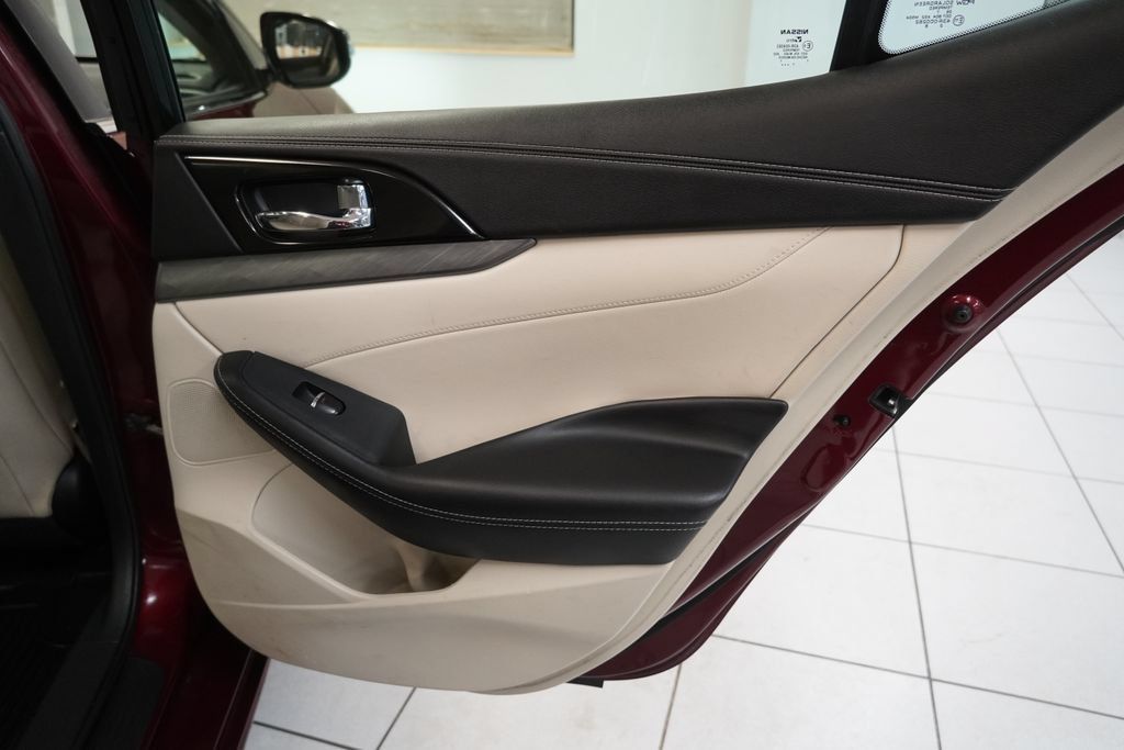 Used 2018 Nissan Maxima 3.5 SL FWD image 30