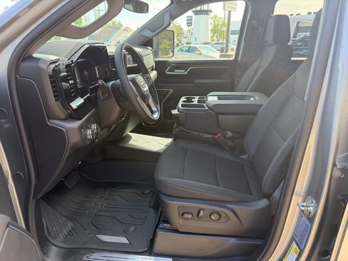 New 2026 GMC Sierra 2500 SLE w/ SLE Value Package; AWD/4WD image 11