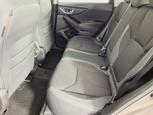 Used 2019 Subaru Forester Premium image 8