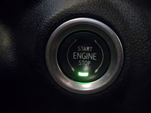 Used 2021 GMC Sierra 1500 AT4 w/ AT4 Premium Package AWD/4WD image 17