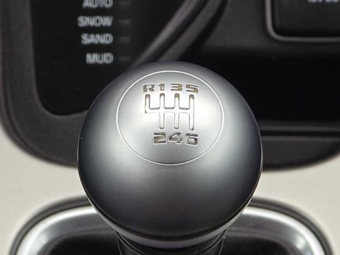 Used 2018 Jeep Compass Sport AWD/4WD image 14