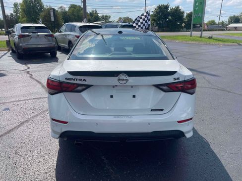 Used 2022 Nissan Sentra SR w/ Midnight Edition FWD image 6