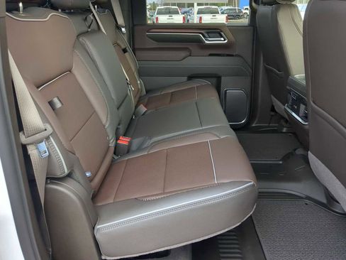 New 2026 GMC Sierra 2500 Denali w/ Denali Reserve Package image 29