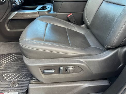 Used 2022 Chevrolet Silverado 3500 LTZ w/ LTZ Premium Package image 30