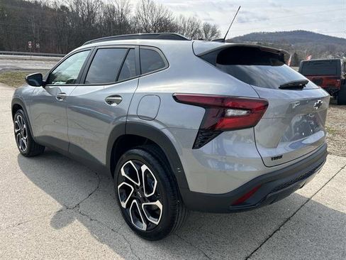 New 2026 Chevrolet Trax RS w/ Driver Confidence Package image 6