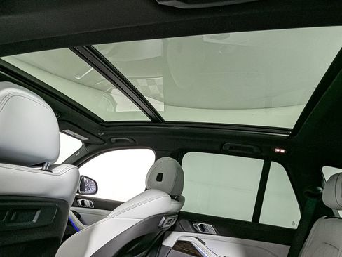 Certified 2023 BMW X5 xDrive40i w/ M Sport Package image 13