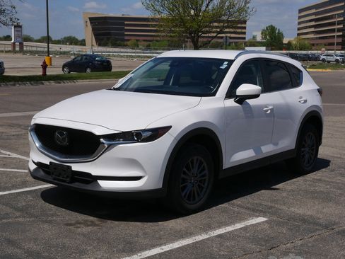 Used 2019 MAZDA CX-5 Touring AWD/4WD image 2